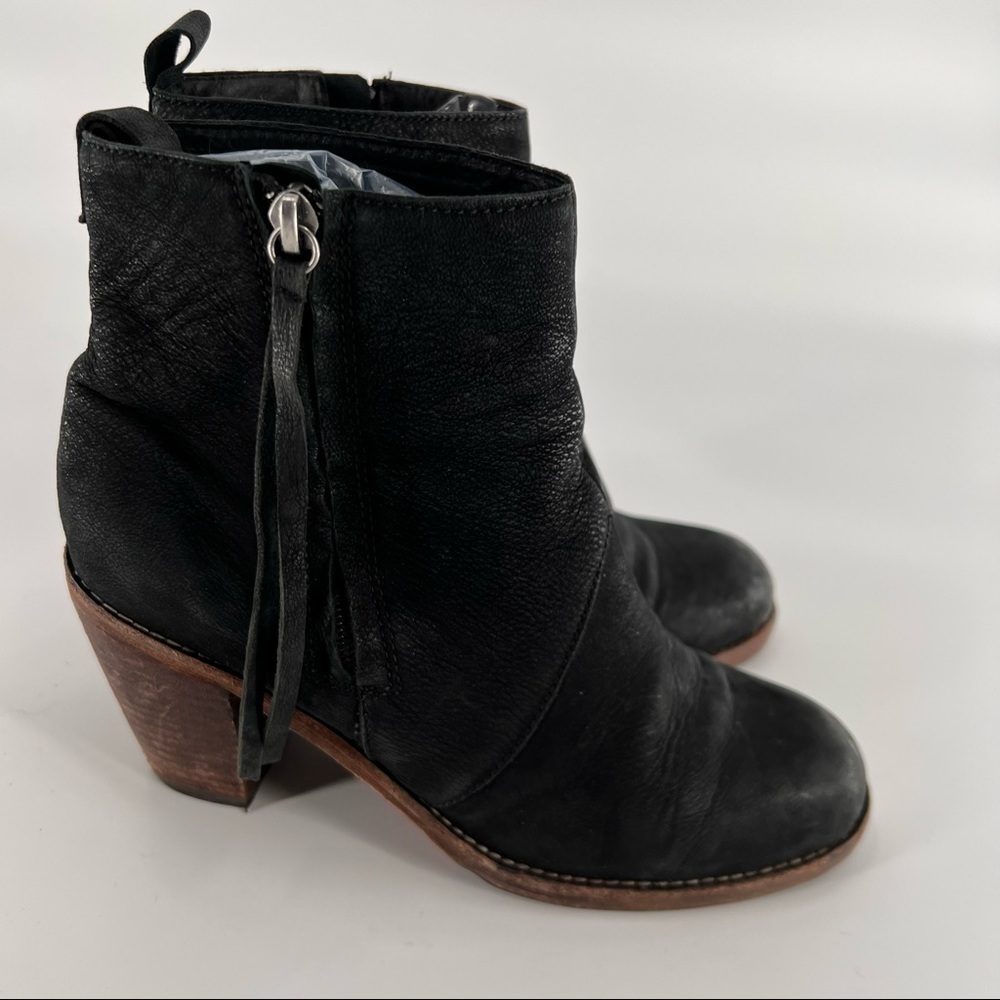 Dolce Vita black suede leather boots shoes 8 - Picture 1 of 14